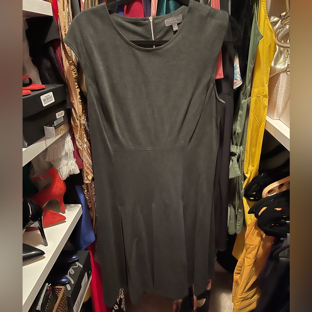 Charcoal gray dress (like new)